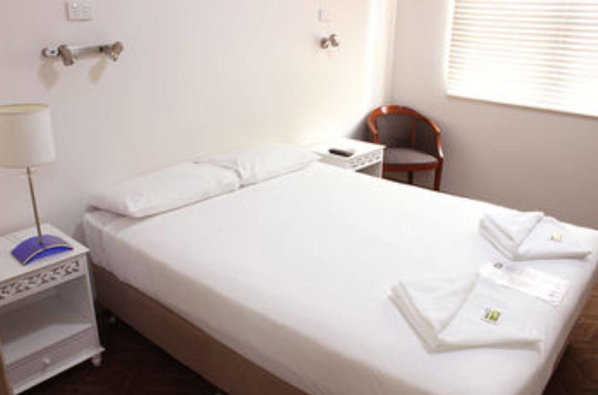 Cbd Hotel Newcastle Exterior foto